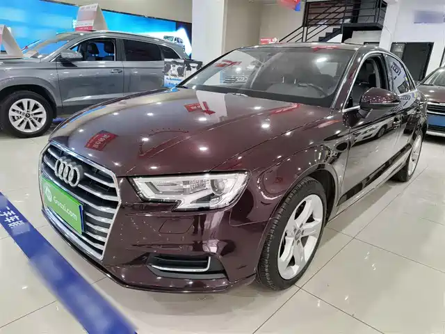AUDI  A3 2019