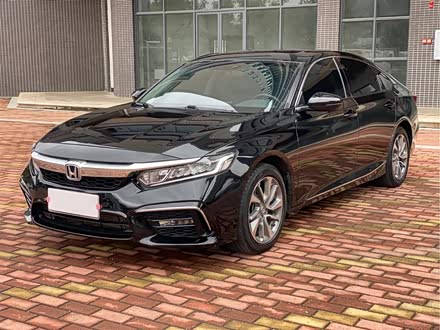 英仕派 2019款 260TURBO 精致版 国VI