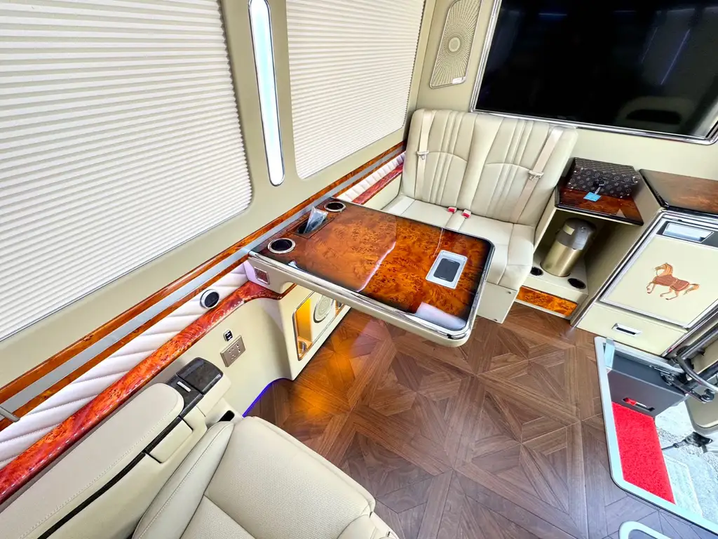 Hongqi HONGQI GUOYUE