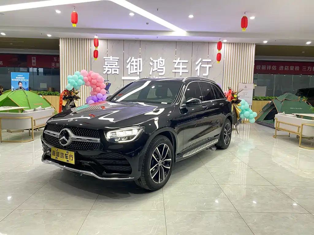 MERCEDES-BENZ GLC