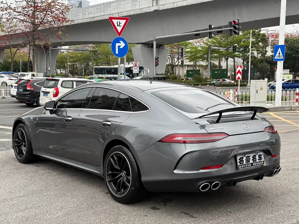MERCEDES-BENZ AMG GT