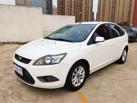 福克斯 2013款 两厢经典 1.8L 自动基本型