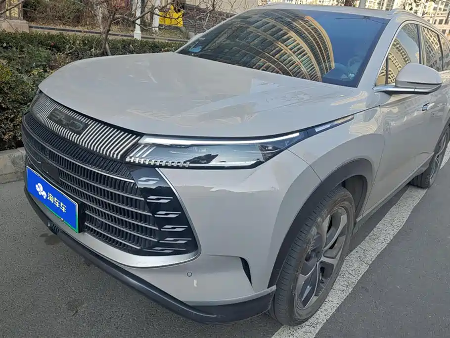 Фрегат 07 2023 г.в. DM-i 205KM Престижная версия 27000 km 2023