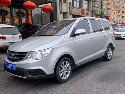 宝骏730 2014款 1.5L 手动标准型 5座