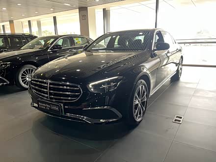 奔驰E级新能源 2023款 E 350 e L 插电式混合动力轿车