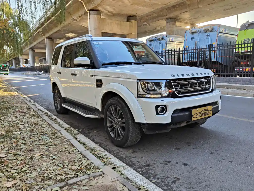 Land Rover Discovery 2016 3.0 SC SE