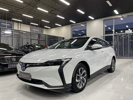 微蓝6 2019款 互联智享型