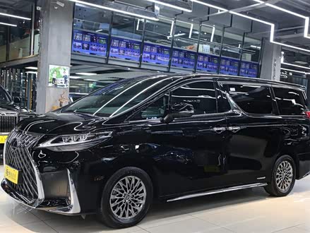 雷克萨斯LM 2020款 300h 四座御世版