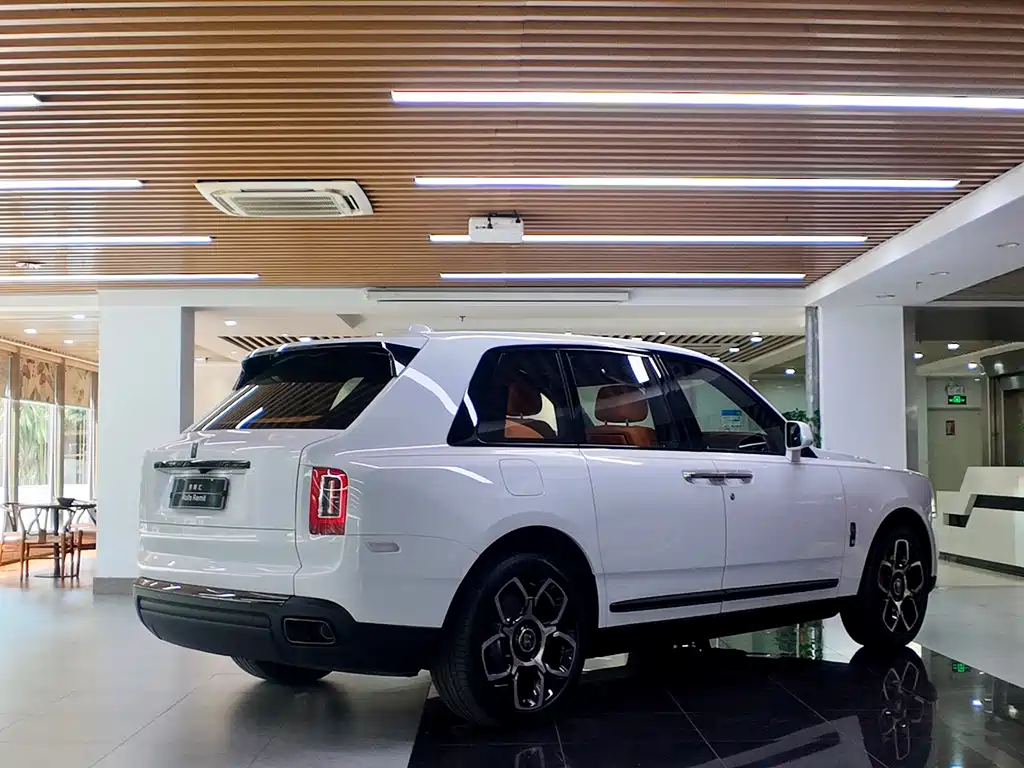 ROLLS-ROYCE CULLINAN