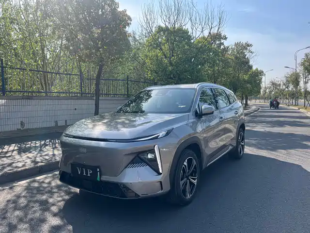 GEELY GALAXY GALAXY L7 2023