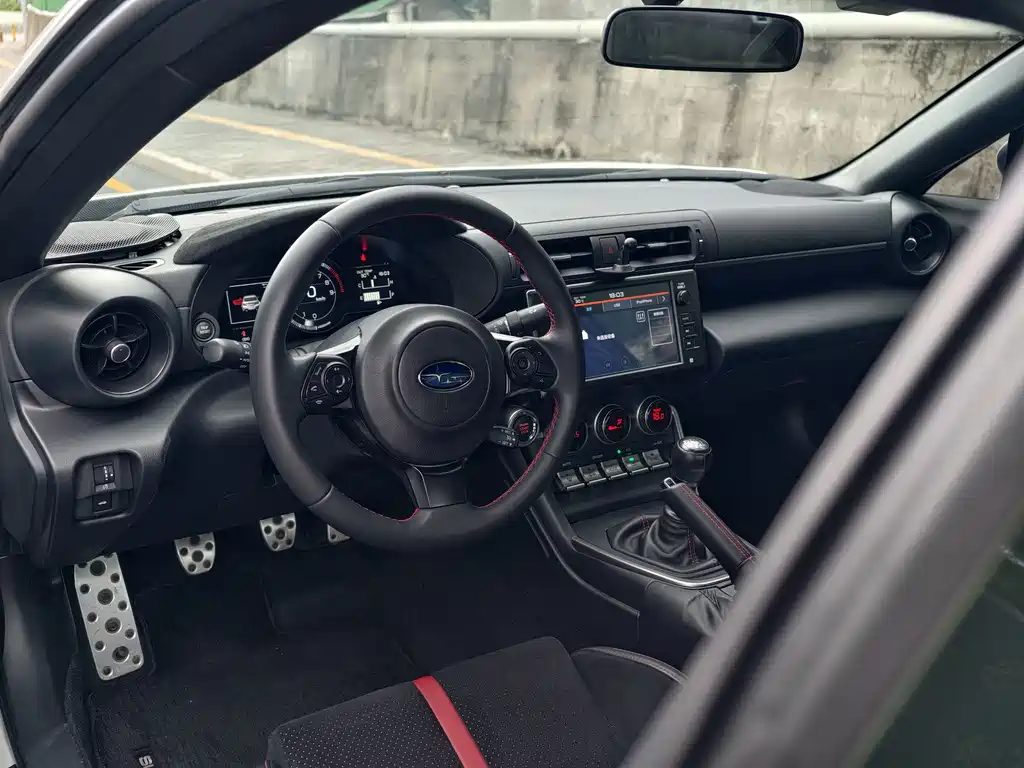SUBARU BRZ
