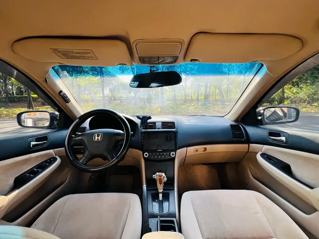 Honda Accord 2006 2.0L Standard