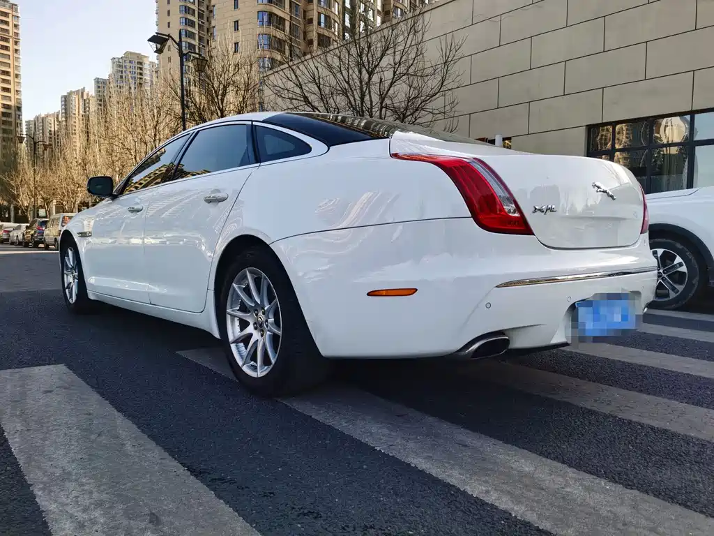 Jaguar XJ 2011 XJL 3.0