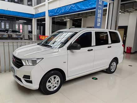 五菱宏光 2019款 1.5L S基本型国VI LAR