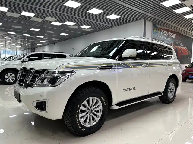 NISSAN TOURE 2018