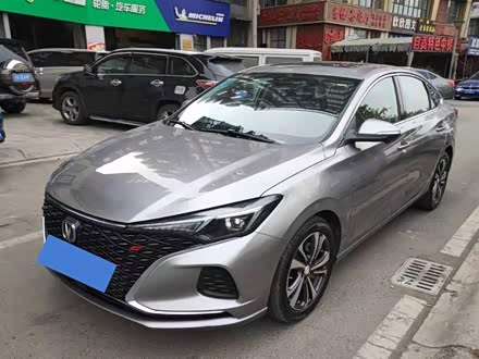 逸动 2020款 PLUS 蓝鲸NE 1.4T GDI DCT旗舰型