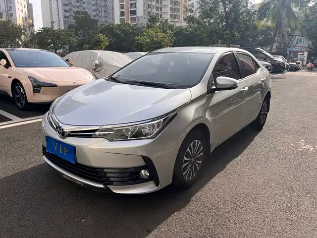 TOYOTA COROLLA 2019