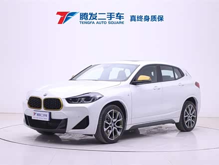 宝马X2 2023款 xDrive 25i 曜熠版