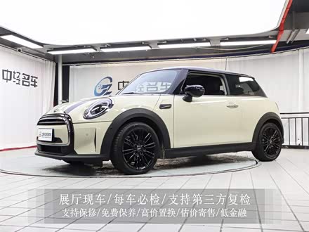 MINI 2022款 改款 1.5T COOPER 艺术家
