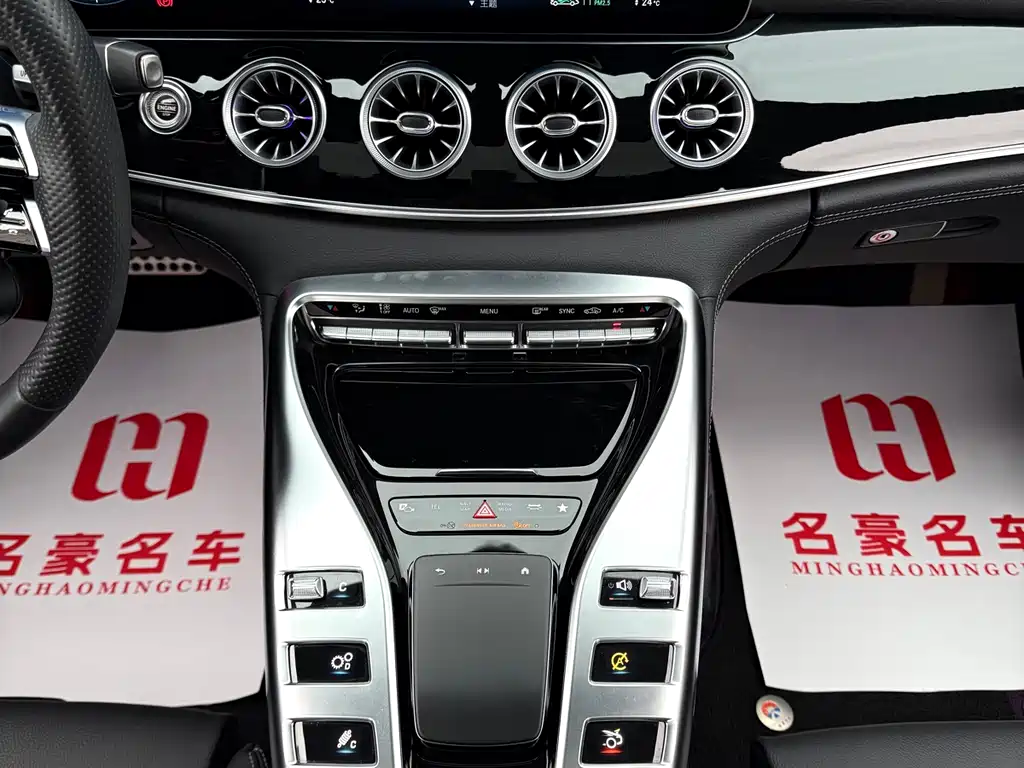 MERCEDES-BENZ AMG GT