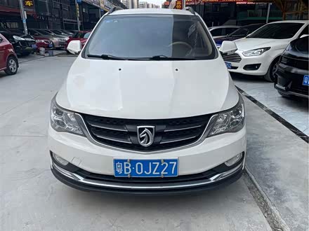 宝骏730 2016款 1.5L 手动舒适型 7座 国V