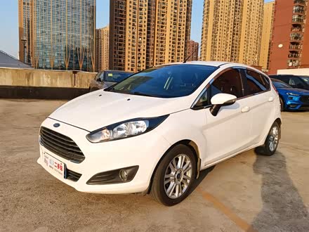 嘉年华 2013款 两厢 1.5L 自动时尚型