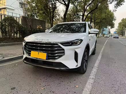 捷途X70 PLUS 2021款 1.5T 手动雷 7座