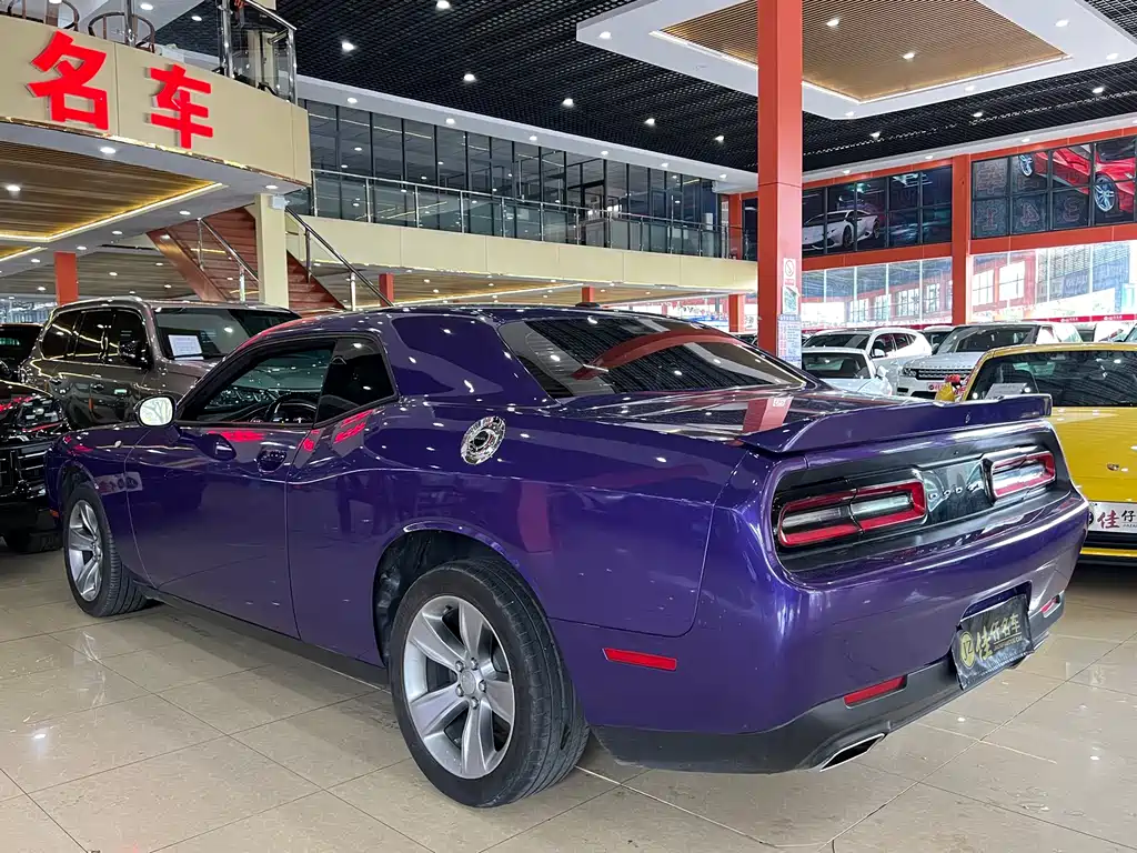 Dodge Challenger 2019 3.6L AT