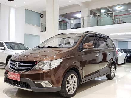 宝骏730 2014款 1.5L 手动舒适型 7座