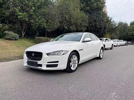 捷豹XEL 2019款 2.0T 200PS 精英版