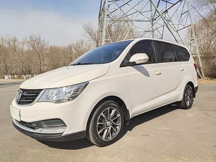 宝骏730 2016款 1.5L 手动标准型 7座