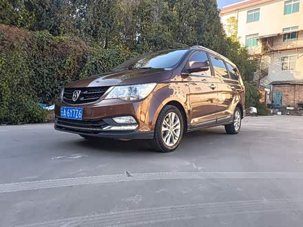 宝骏730 2016款 1.5T 手动豪华型 7座