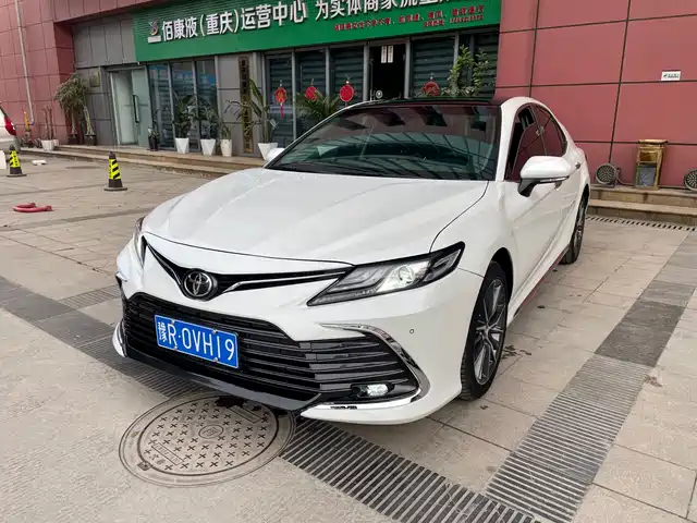 TOYOTA CAMRY 2024