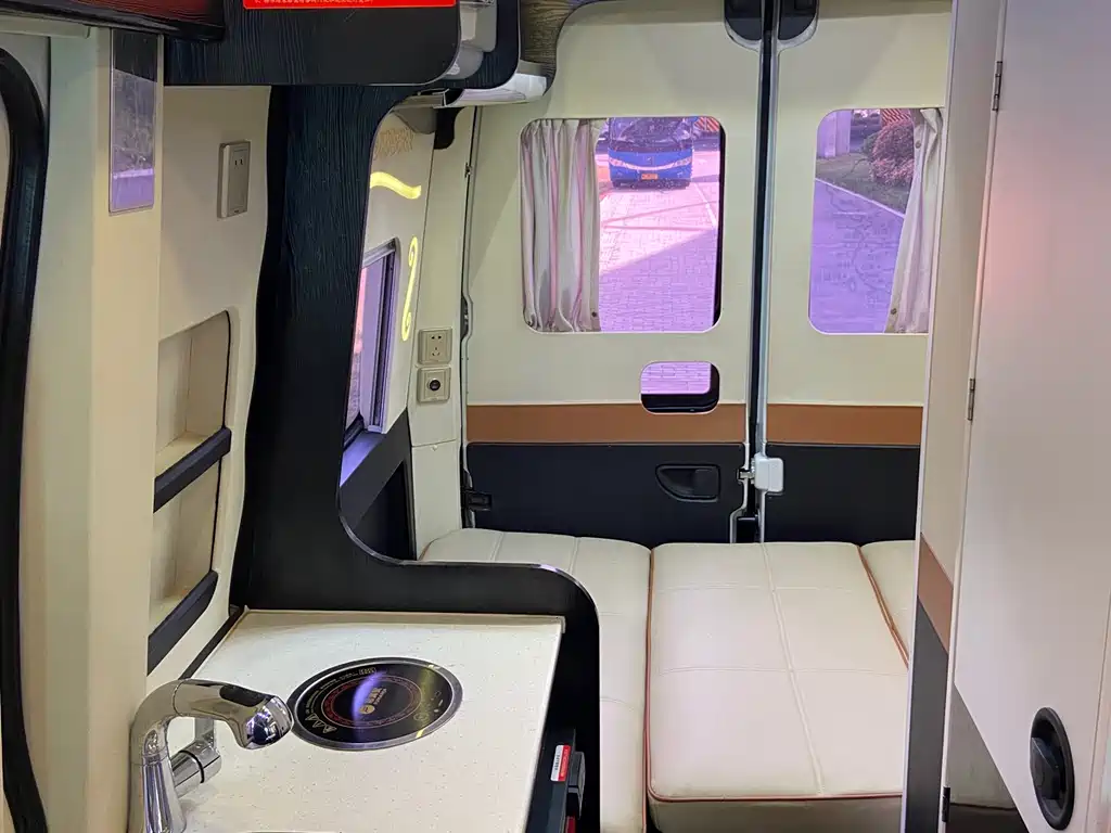 SAIC MAXUS XINTU V80