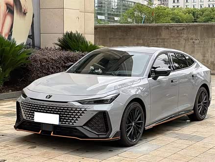 长安UNI-V 2023款 2.0T 锋速版
