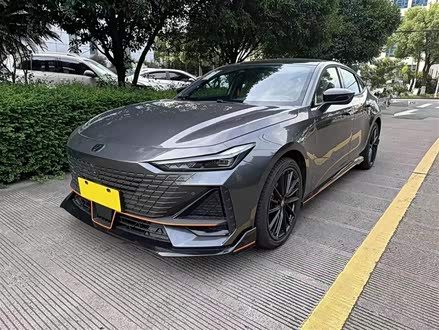 长安UNI-V 2023款 1.5T 运动版