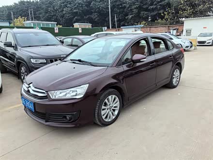 世嘉 2013款 三厢 1.6L 自动品尚型
