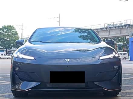 深蓝SL03 2022款 1.5L 1200增程版