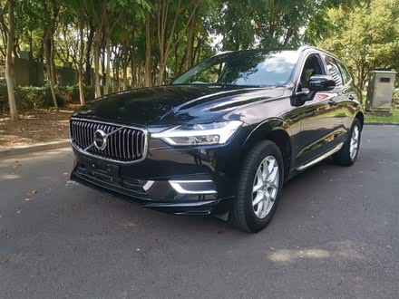 沃尔沃XC60 2020款 T5 四驱智逸豪华版