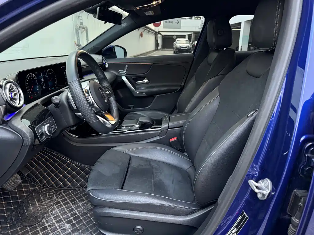 MERCEDES-BENZ A CLASS