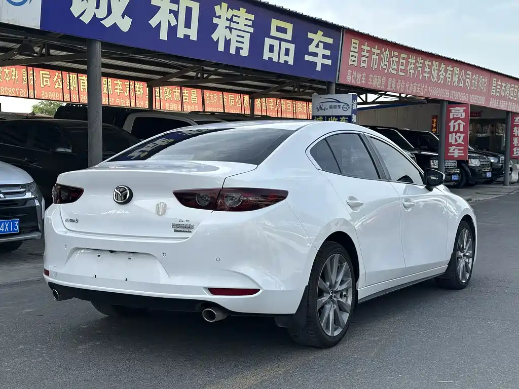 MAZDA 3 ANGKESAILA