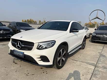 奔驰GLC轿跑 2019款 GLC 200 4MATIC 轿跑SUV