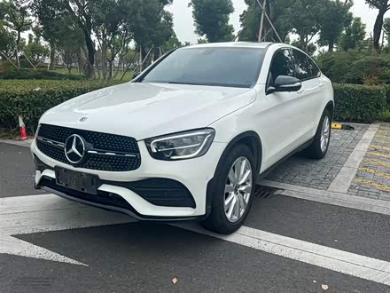 奔驰GLC轿跑 2020款 GLC 260 4MATIC 轿跑SUV
