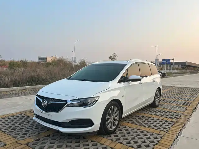 BUICK GL6