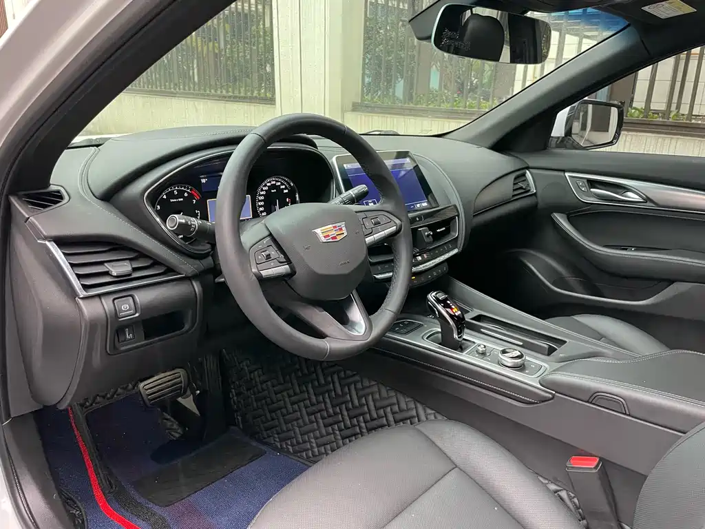 CADILLAC  CT5
