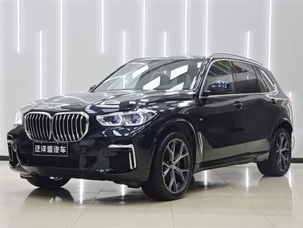 宝马X5 2022款 xDrive 40Li M运动套装