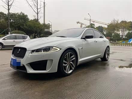 捷豹XF 2015款 XF 2.0T 豪华版