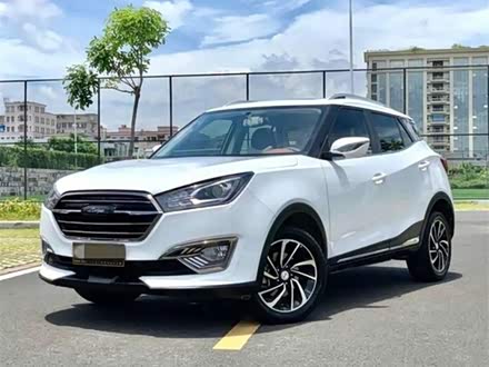众泰T300 2017款 1.5T CVT尊贵型