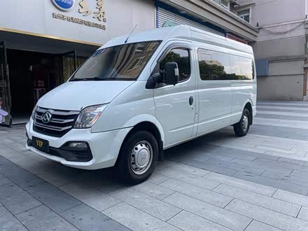 上汽大通MAXUS V80 2019款 2.0T Plus 6挡手动傲运通长轴中顶10座