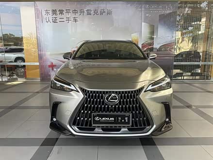 雷克萨斯NX 2022款 350h 前驱 创享版